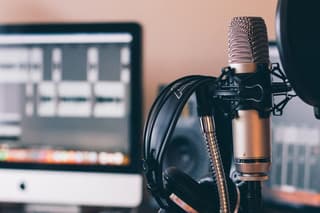 A microphone and a headset.

what happened to buzzfeed