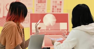 Remote Graphic Design Team: Build and Lead for Creative Success
